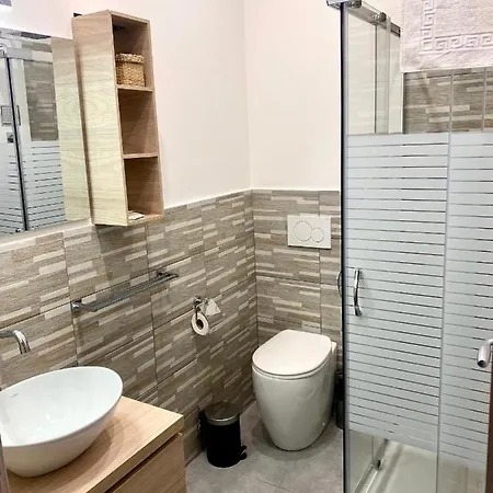 I Miti Dell Etna Centro Vicino Il Duomo Oda ve Kahvaltı