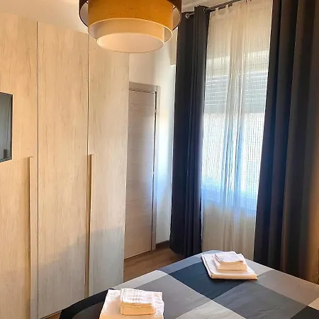 I Miti Dell Etna Centro Vicino Il Duomo Oda ve Kahvaltı Katanya