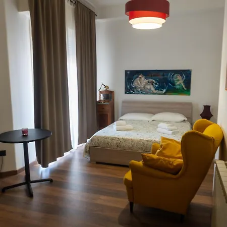 I Miti Dell Etna Centro Vicino Il Duomo Katanya