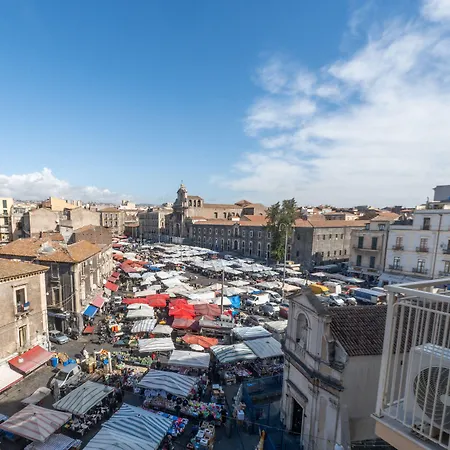 I Miti Dell Etna Centro Vicino Il Duomo Oda ve Kahvaltı Katanya